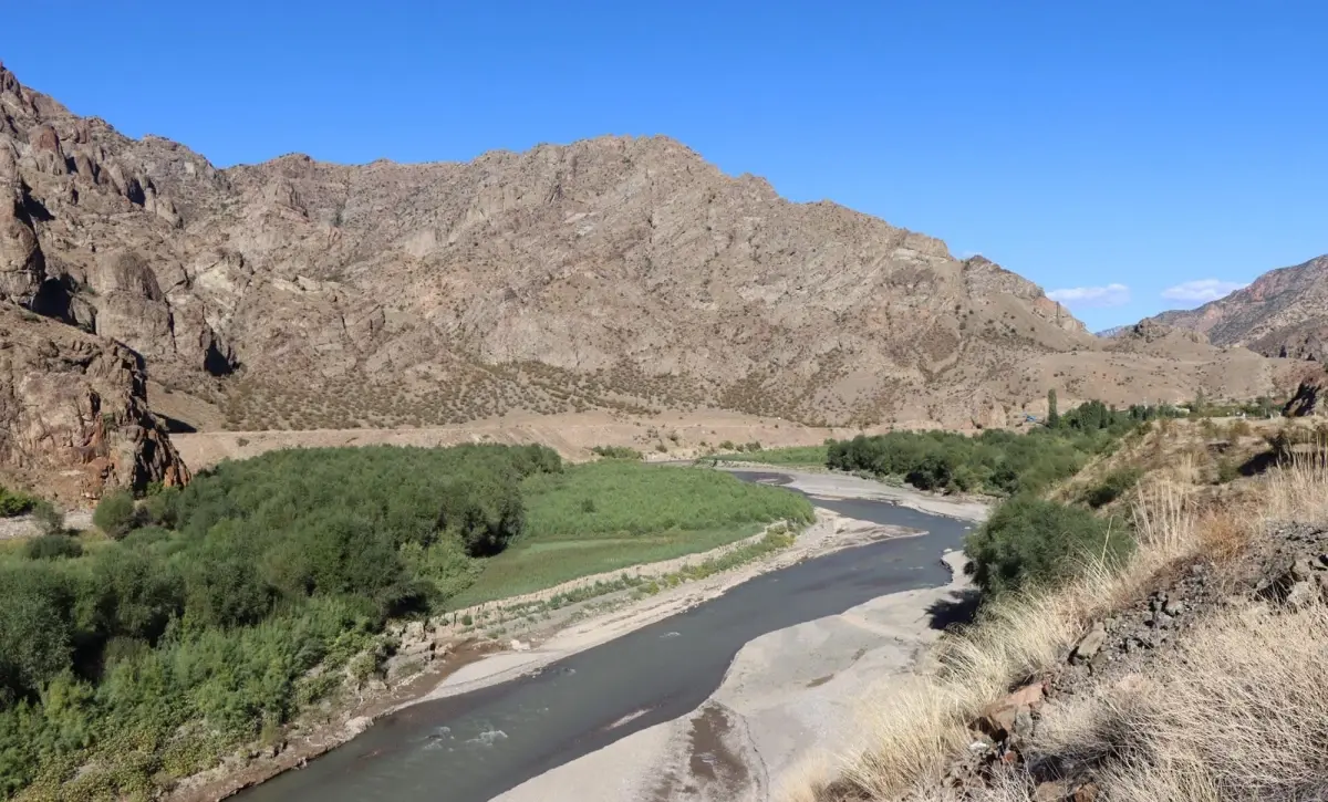 ayvali baraj golunde su seviyesi dustu Bs9hJNmz