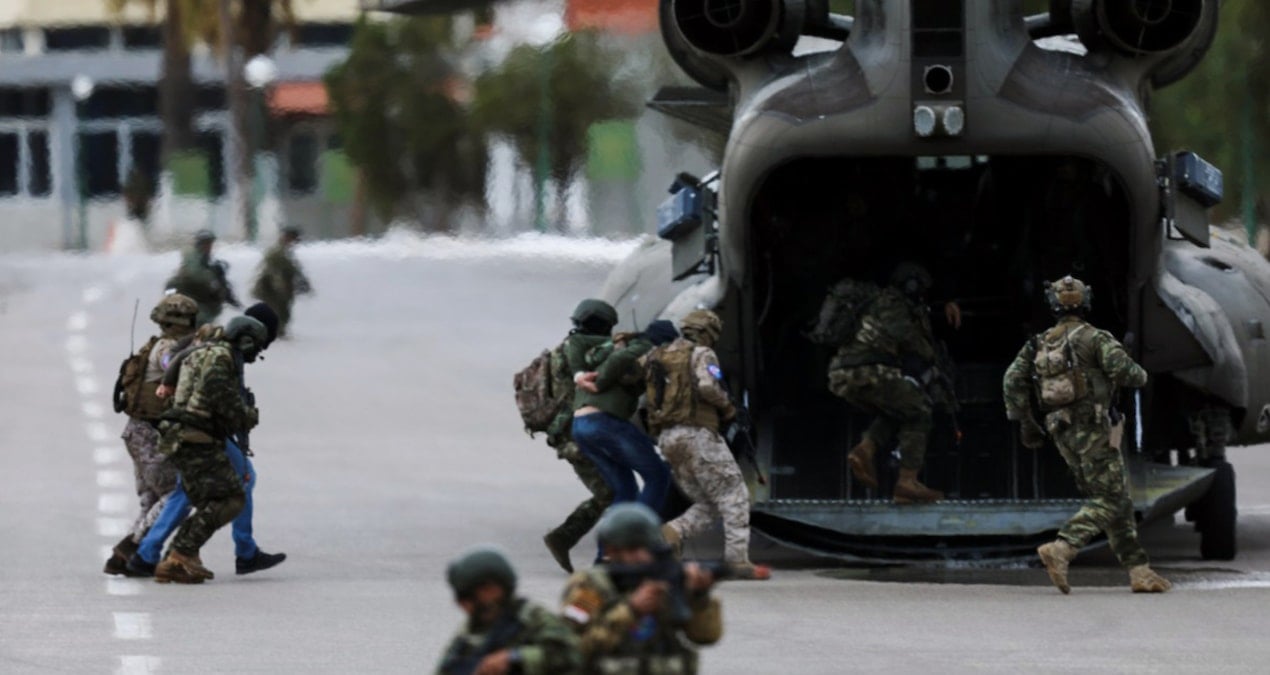 yunanistanda acil durum emri Rhed1jlL