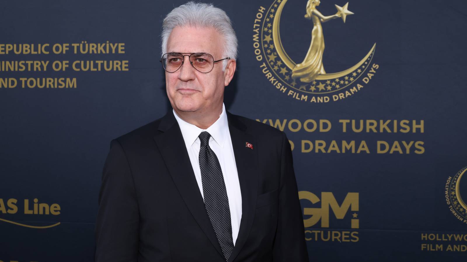 tamer karadagli umuyorum ki cok yakinda oscar sahnesinde de yerimizi alacagiz claEzX69.jpg