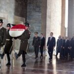 anadolu-ajansi-106nci-yasinda-anitkabirde-qYWWktiy