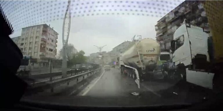otomobil-tir-ve-tanker-arasinda-kaldi-kocaelide-zincirleme-facia-i6RN5bMb