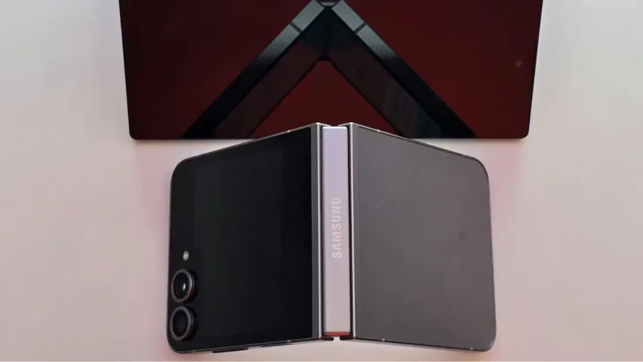 Samsung, Z Flip Serisini Geride Bırakıyor mu?